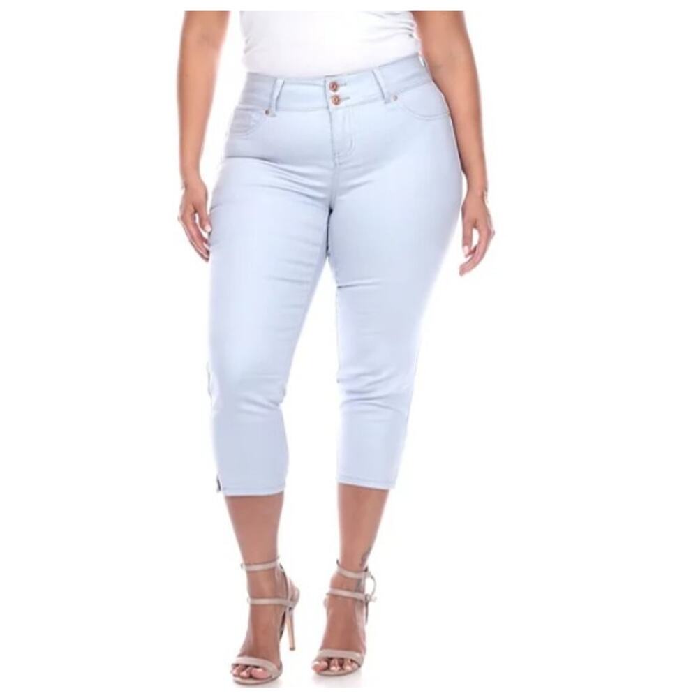 White Mark Women's Pockets Capri Jeans Light Blue Plus Size 22